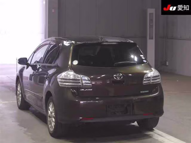 TOYOTA BLADE
