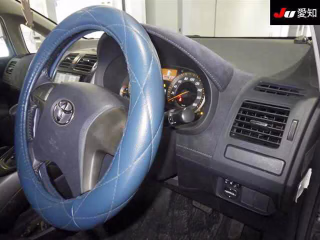 TOYOTA BLADE