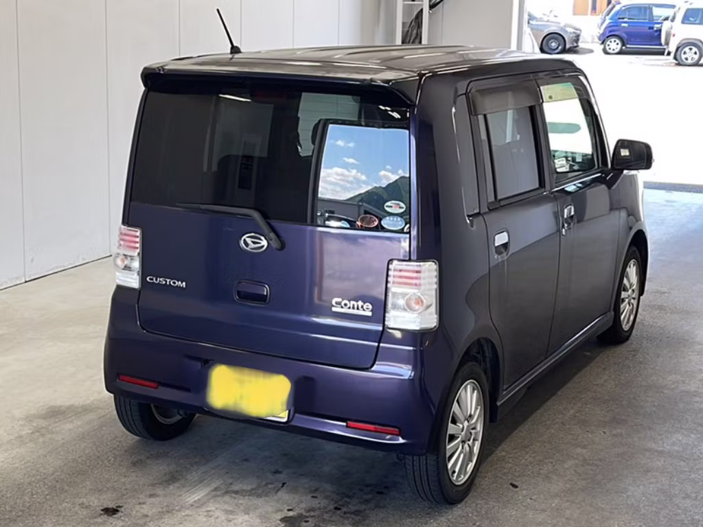 DAIHATSU MOVE CONTE