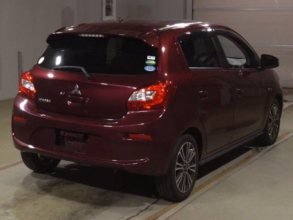 MITSUBISHI MIRAGE