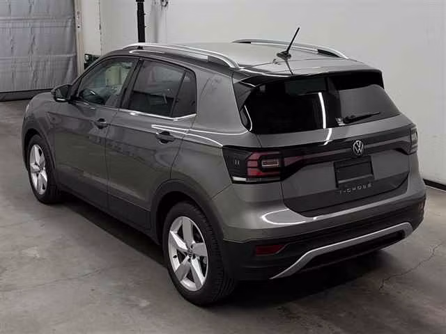 VOLKSWAGEN T-CROSS