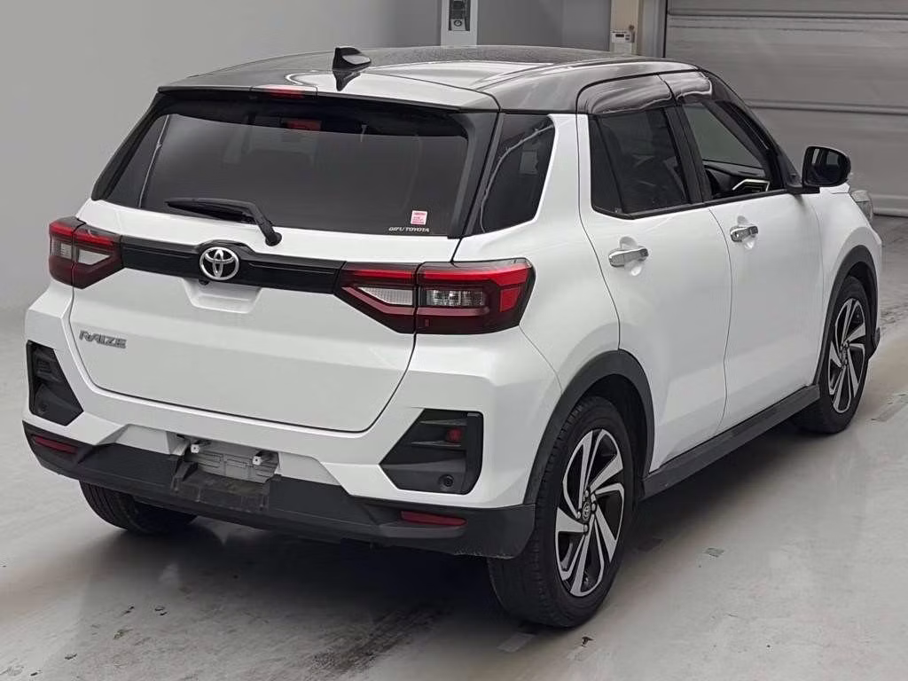 TOYOTA RAIZE