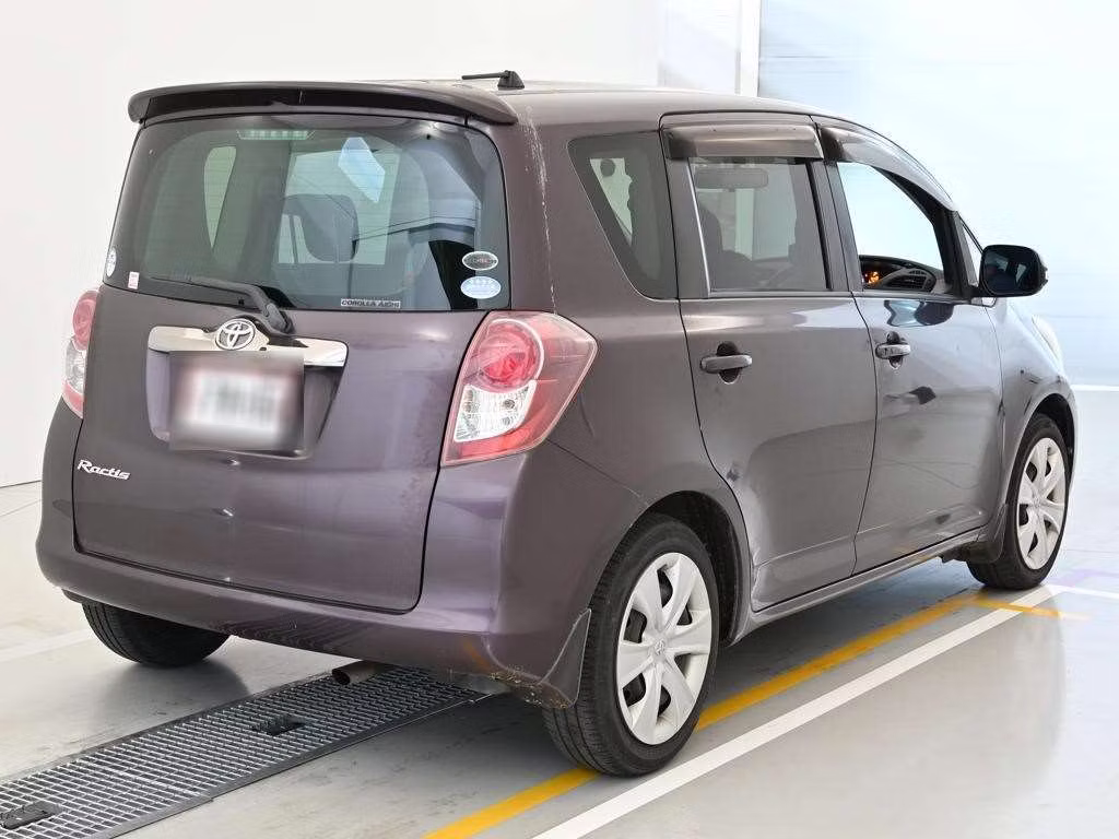 TOYOTA RACTIS