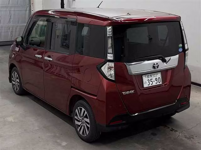 TOYOTA TANK