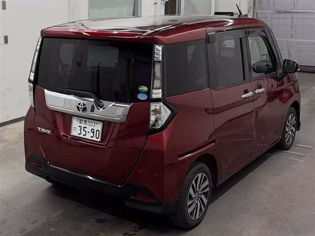 TOYOTA TANK