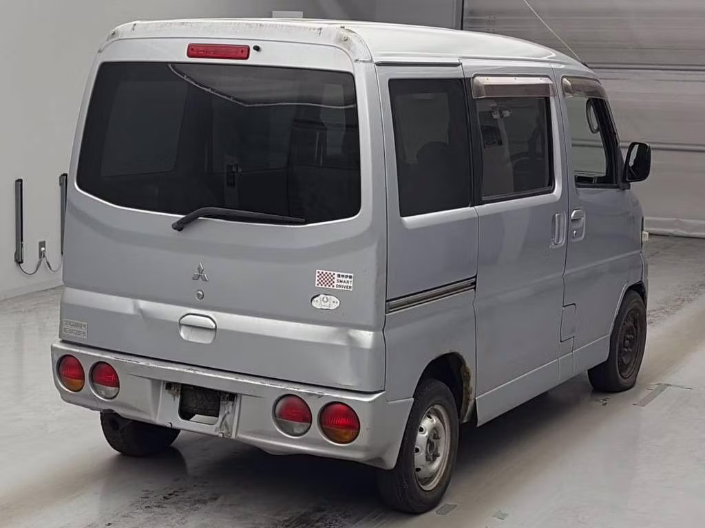 MITSUBISHI TOWN BOX
