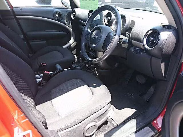 MINI CROSSOVER