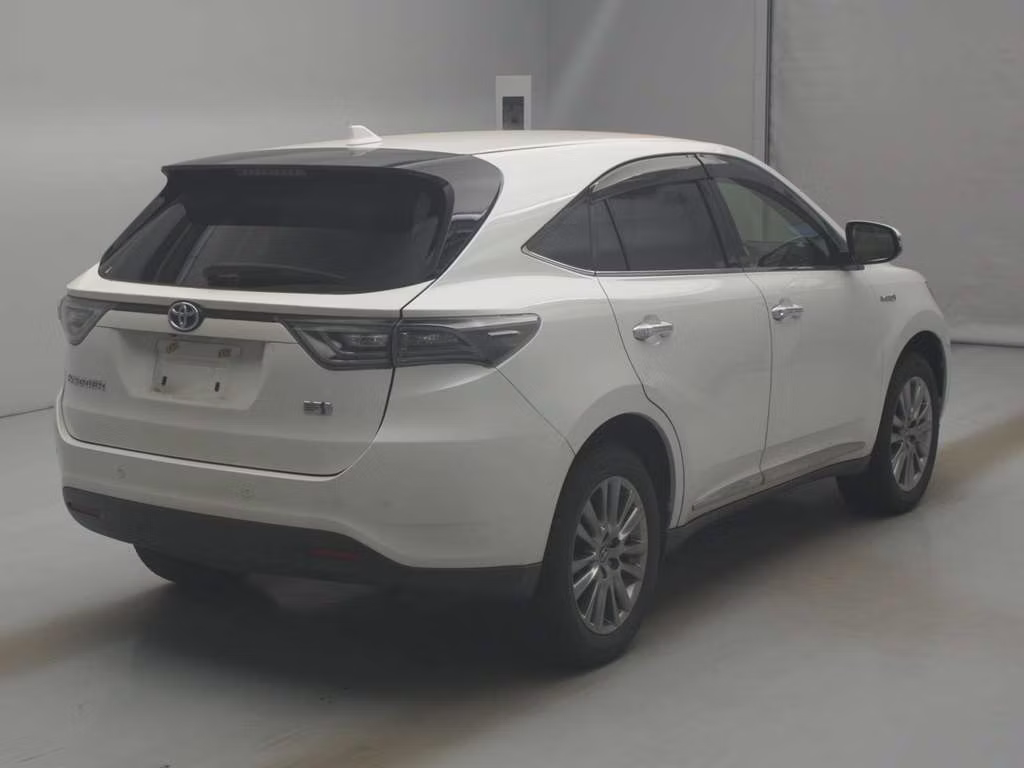 TOYOTA HARRIER
