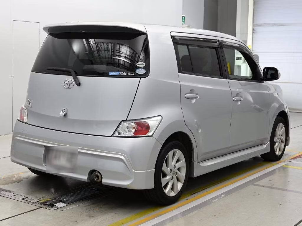 TOYOTA BB