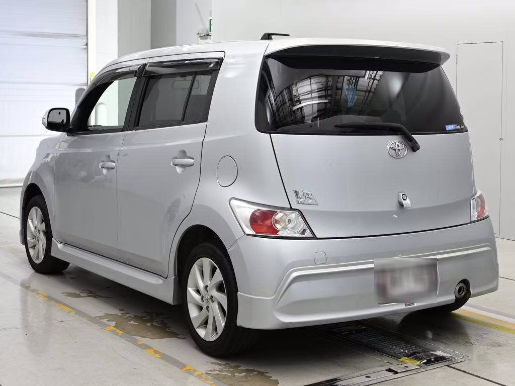 TOYOTA BB