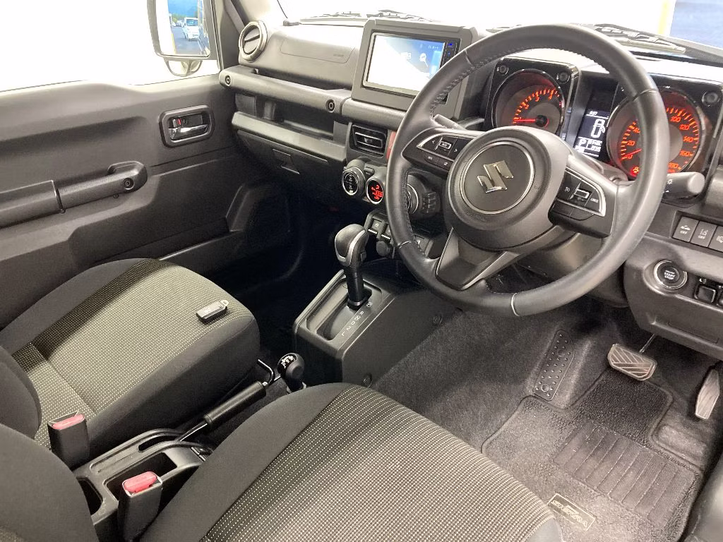 SUZUKI JIMNY SIERRA