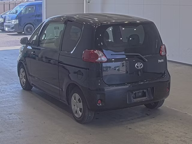 TOYOTA PORTE