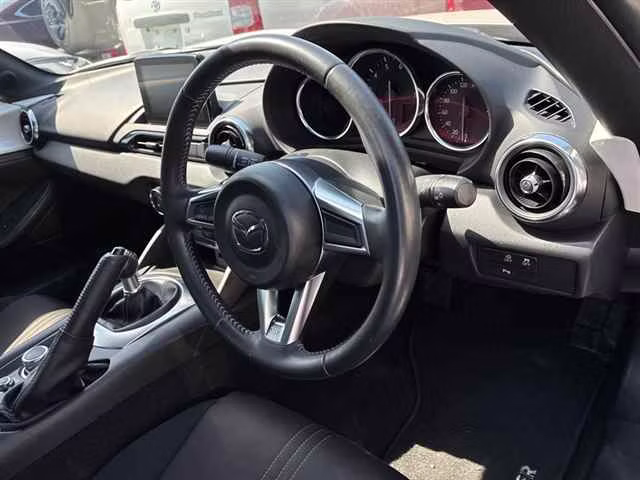 MAZDA MX-5