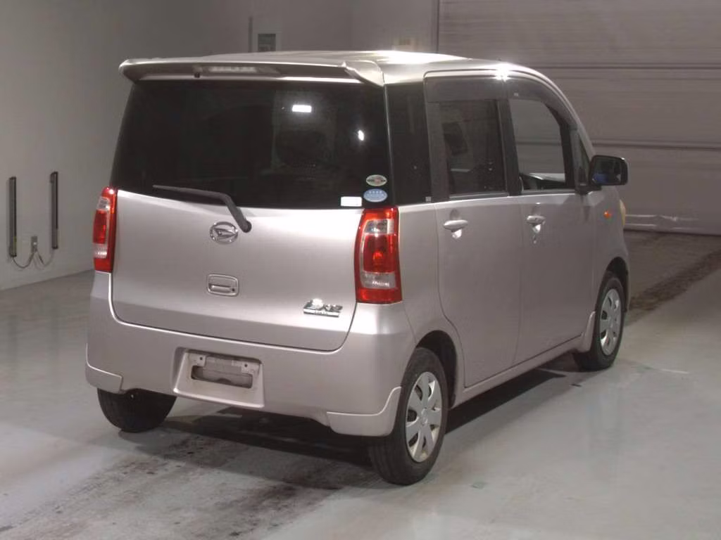 DAIHATSU TANTO EXE