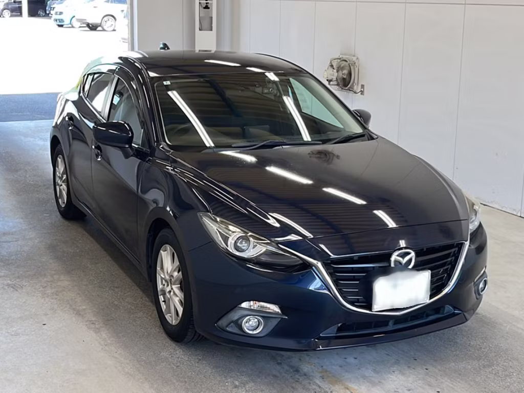 MAZDA AXELA