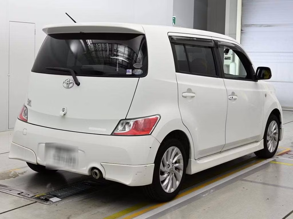 TOYOTA BB