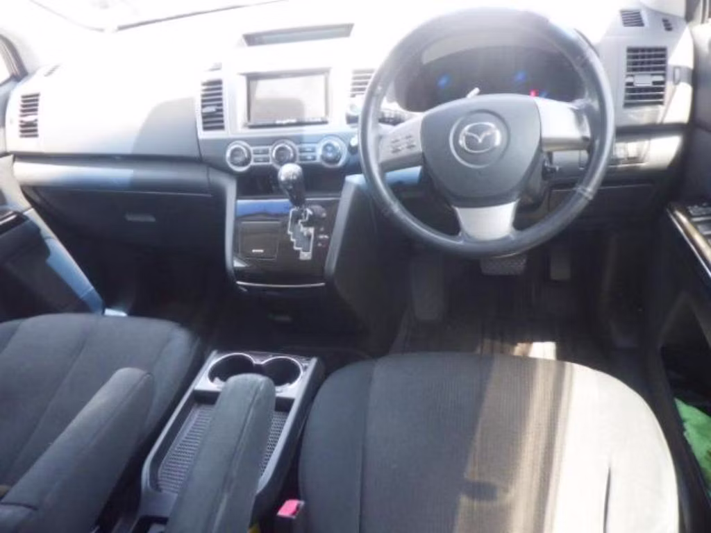 MAZDA MPV