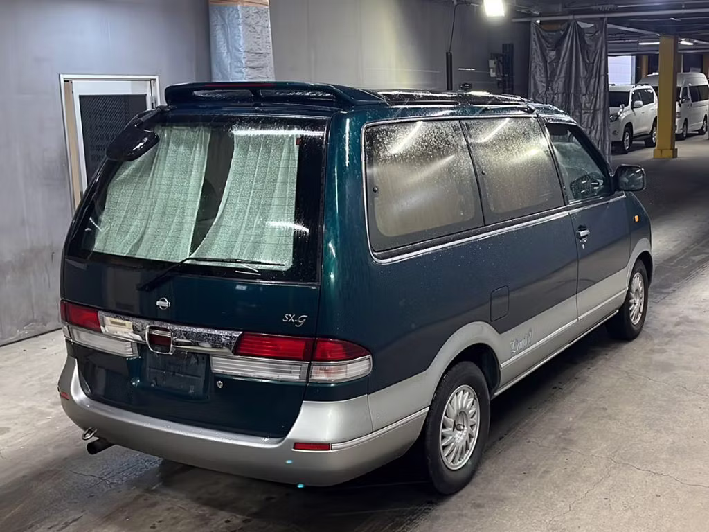 NISSAN LARGO