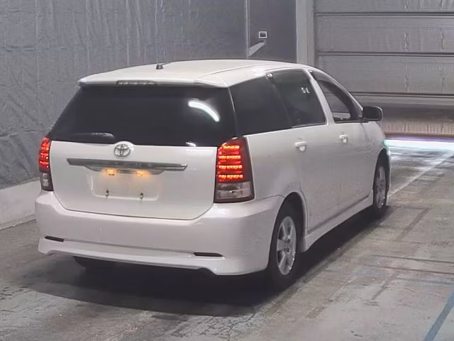 TOYOTA WISH
