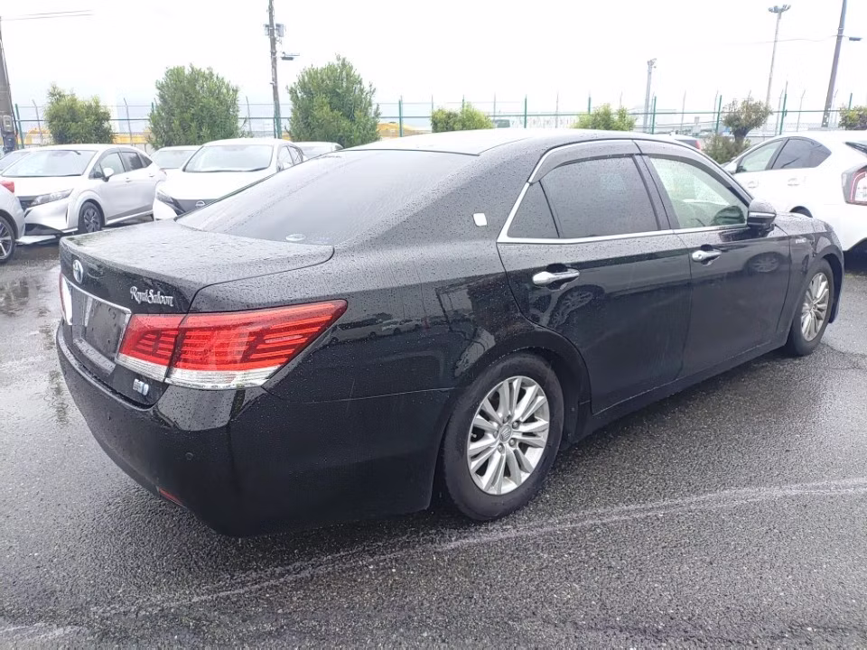 TOYOTA CROWN