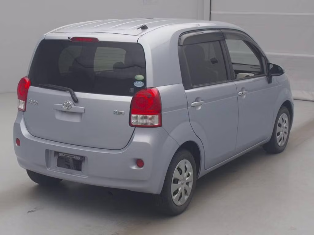 TOYOTA PORTE