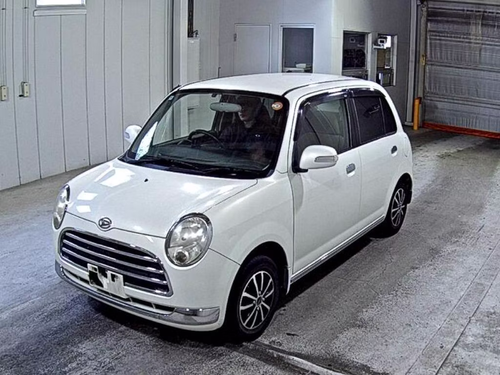 DAIHATSU MIRA GINO