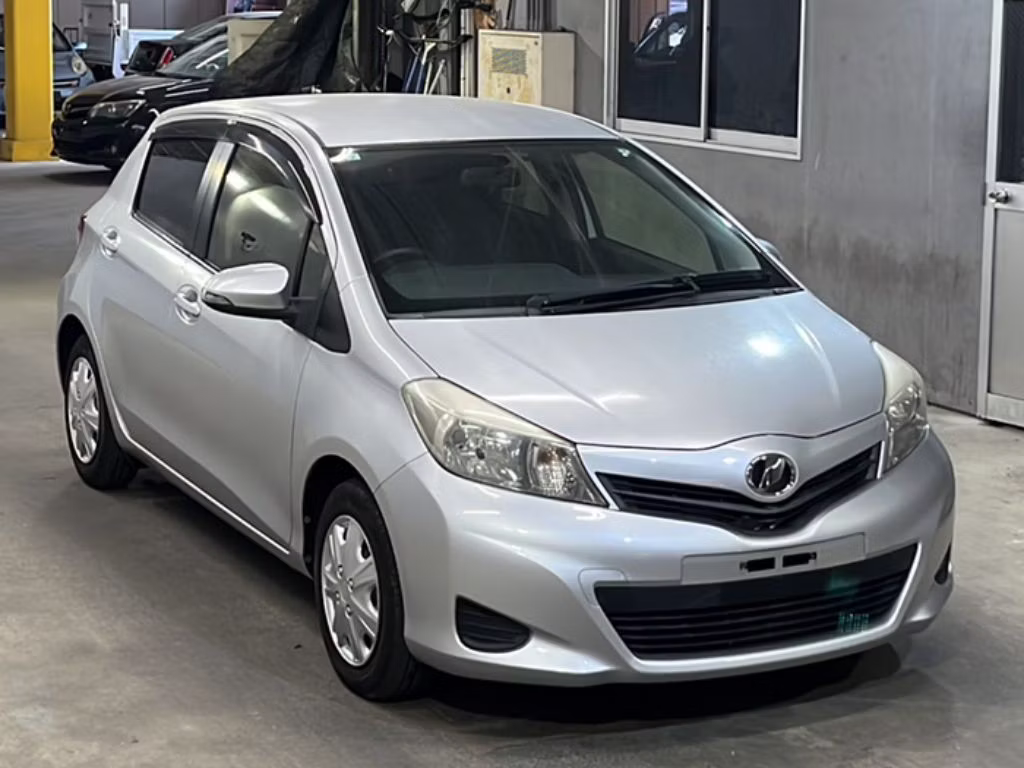 TOYOTA VITZ