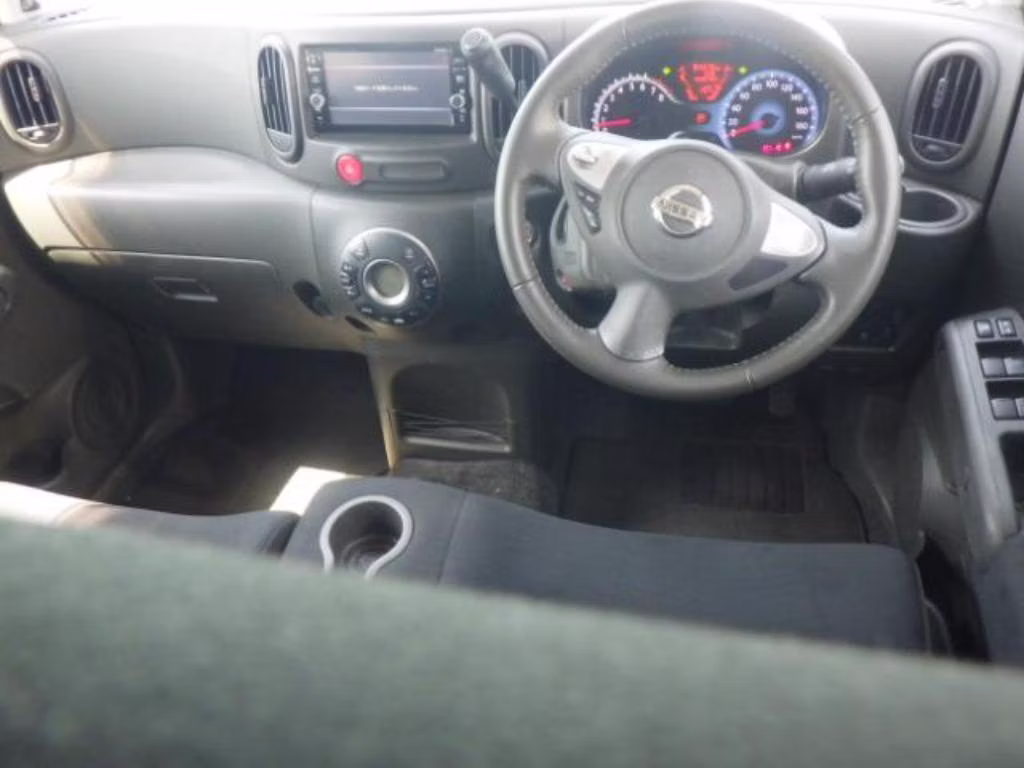NISSAN CUBE