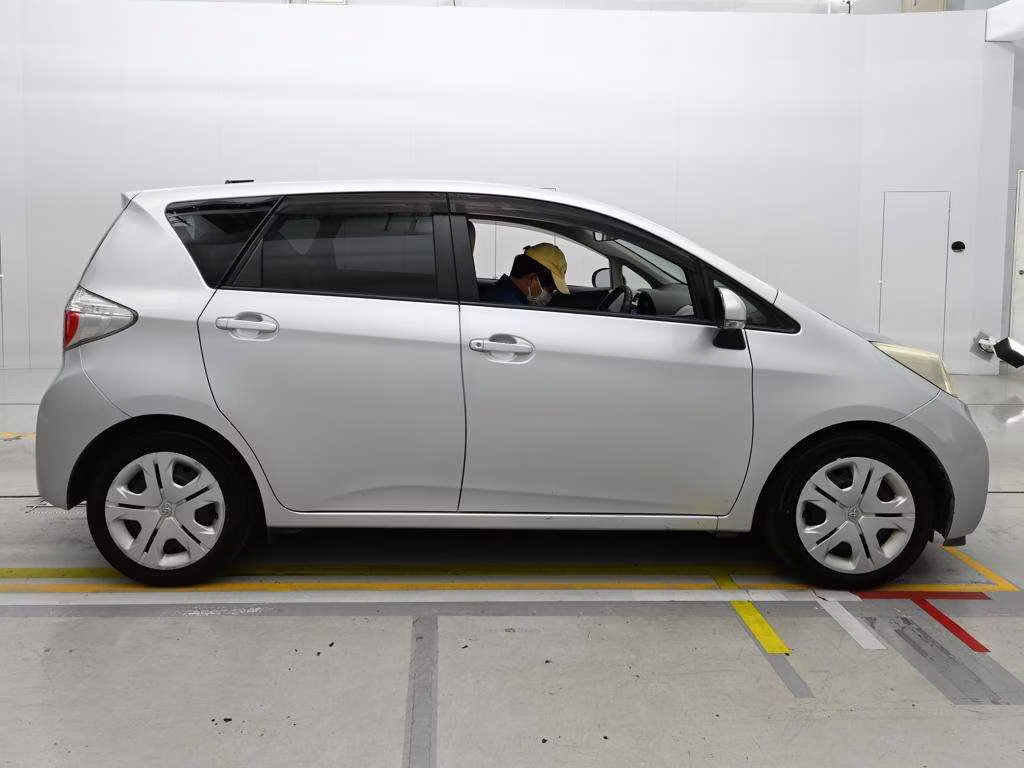 TOYOTA RACTIS