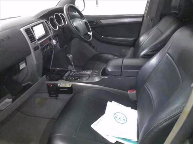 TOYOTA HILUX SURF