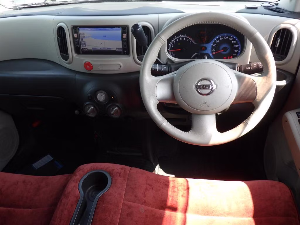 NISSAN CUBE