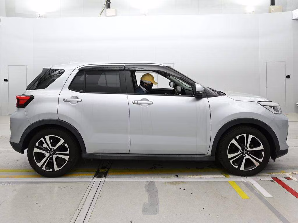 DAIHATSU ROCKY