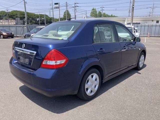 NISSAN TIIDA LATIO