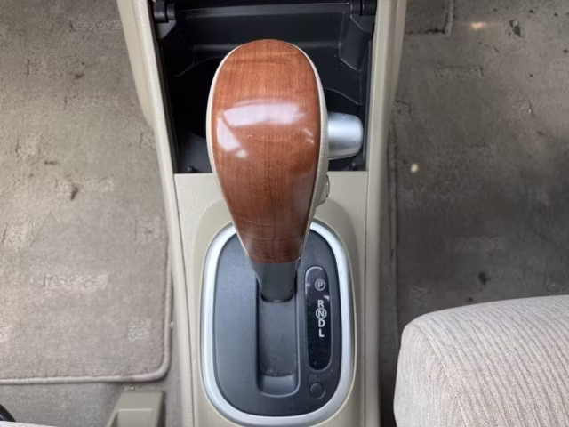 NISSAN TIIDA LATIO