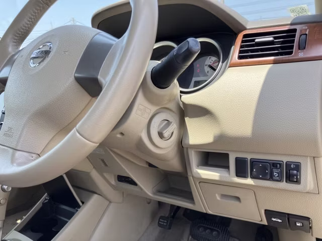 NISSAN TIIDA LATIO
