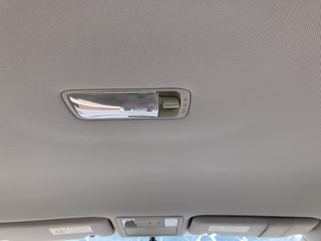NISSAN TIIDA LATIO
