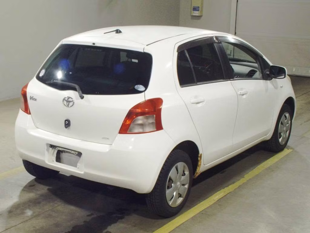TOYOTA VITZ