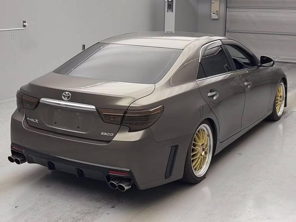 TOYOTA MARK X