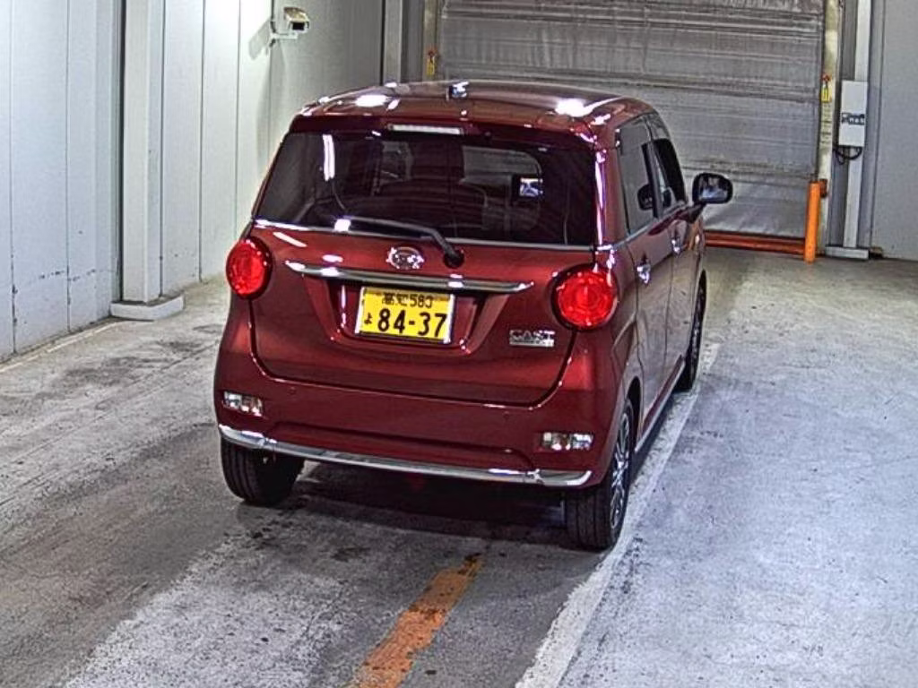 DAIHATSU CAST