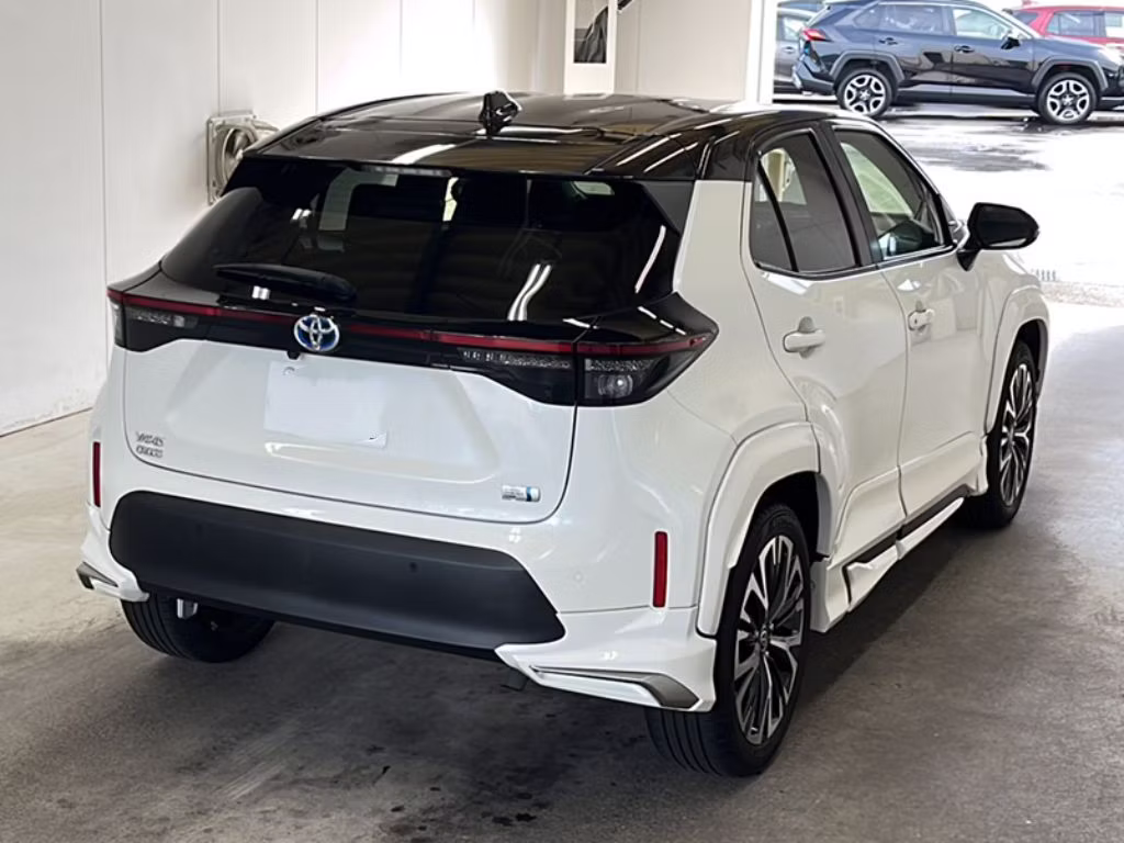 TOYOTA YARIS CROSS