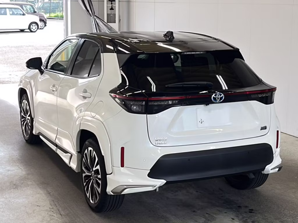 TOYOTA YARIS CROSS