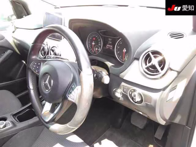 MERCEDES-BENZ B-CLASS