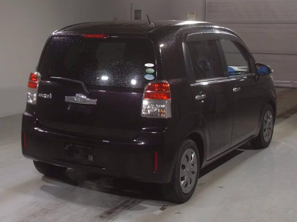 TOYOTA SPADE