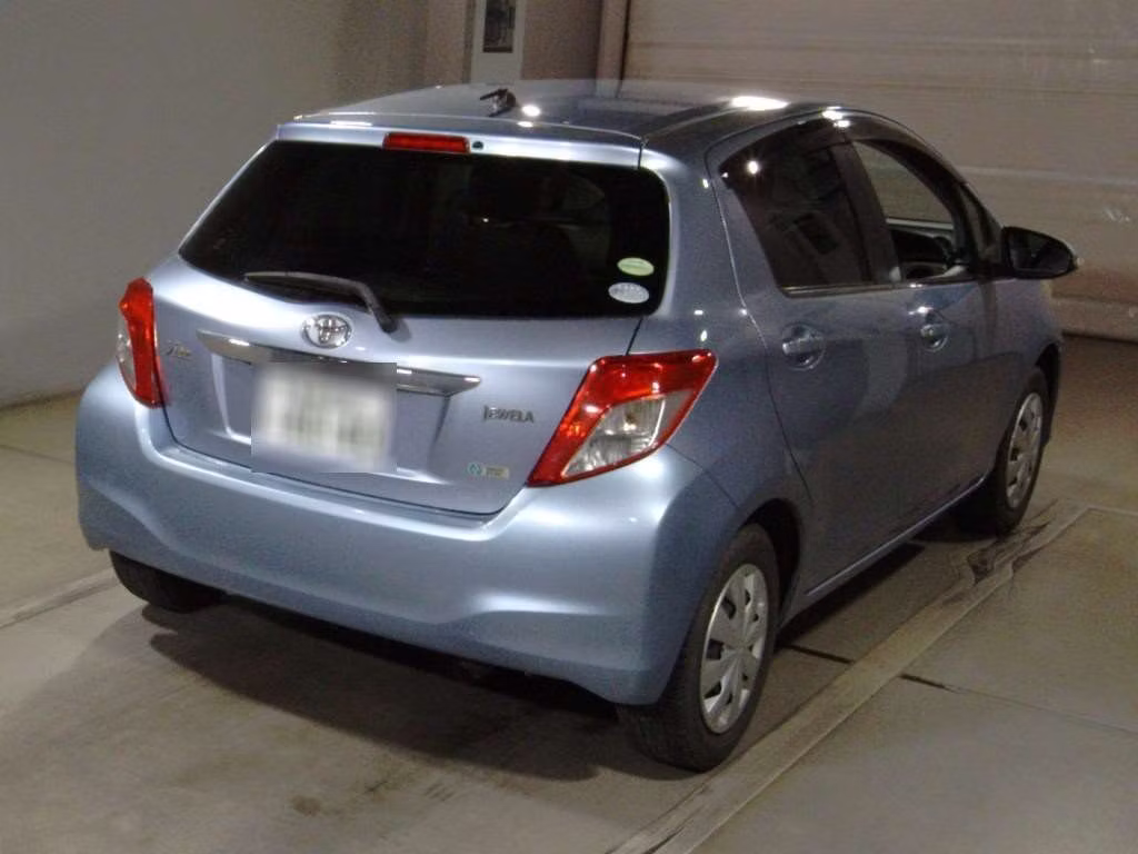 TOYOTA VITZ