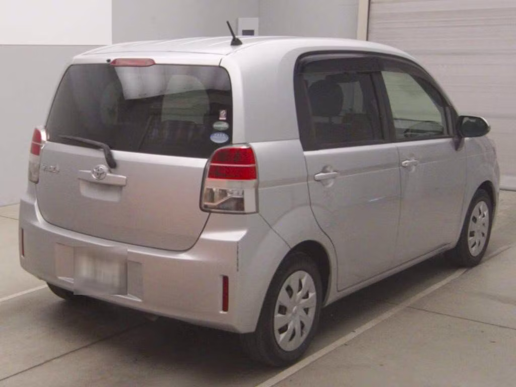 TOYOTA SPADE