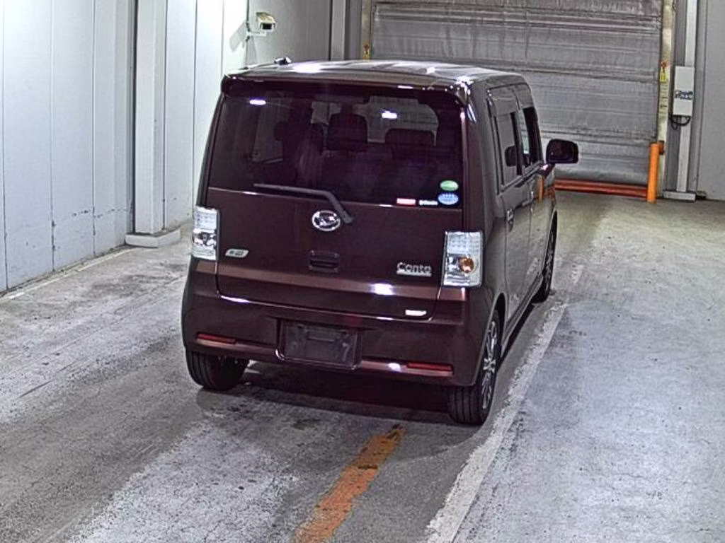DAIHATSU MOVE CONTE