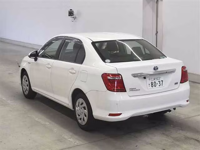 TOYOTA COROLLA AXIO