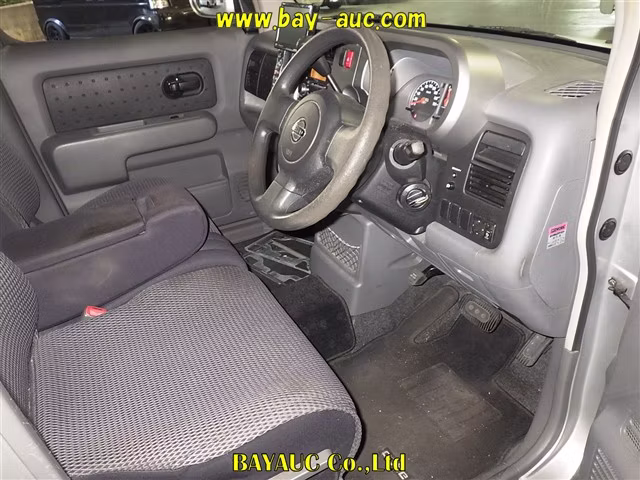 NISSAN CUBE