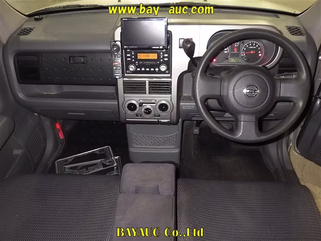 NISSAN CUBE