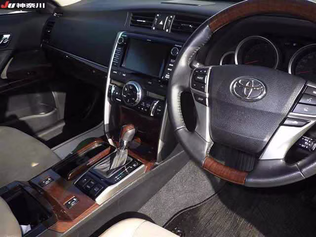 TOYOTA MARK X